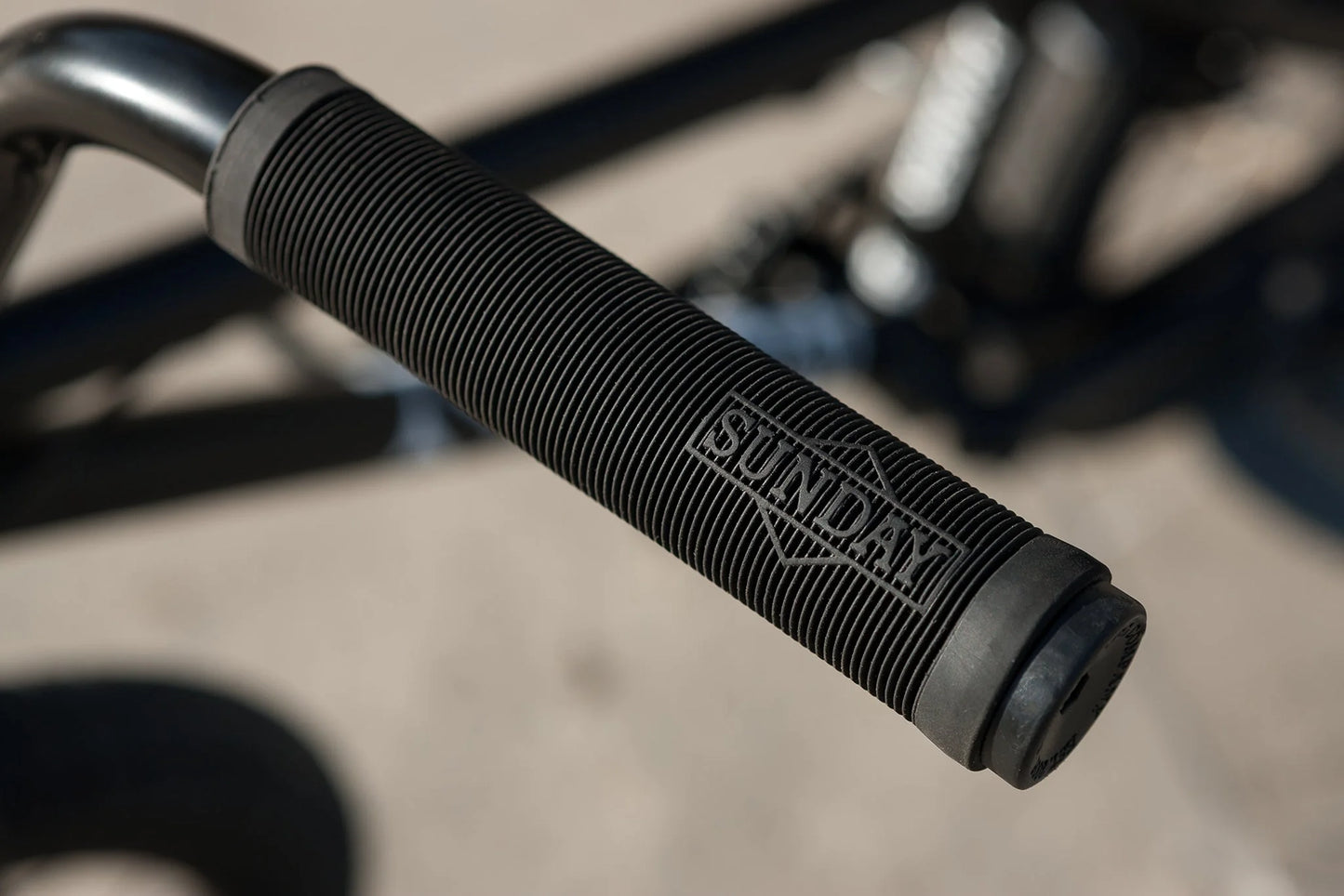 BIKE, SUNDAY PRIMER 18" - GLOSS BLACK