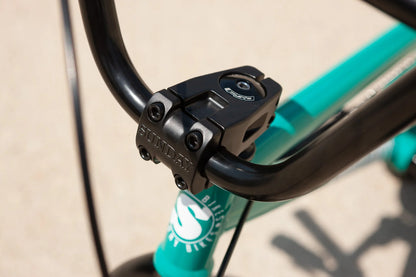 SUNDAY Primer 20 tt - Gloss Billiard Green