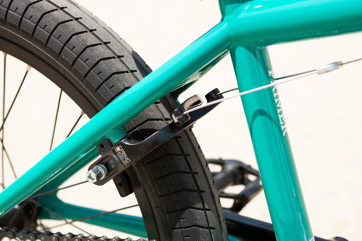 SUNDAY Primer 20 tt - Gloss Billiard Green